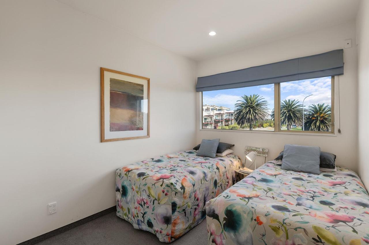 Apartment 4A - By The Beach Paraparaumu Esterno foto