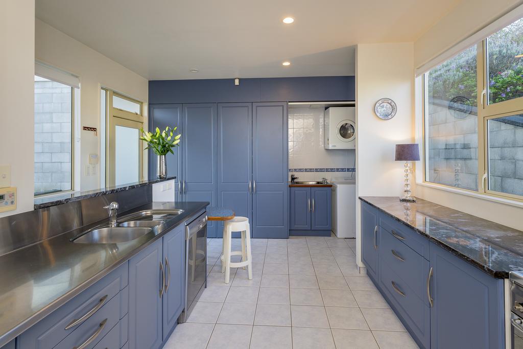 Apartment 4A - By The Beach Paraparaumu Esterno foto